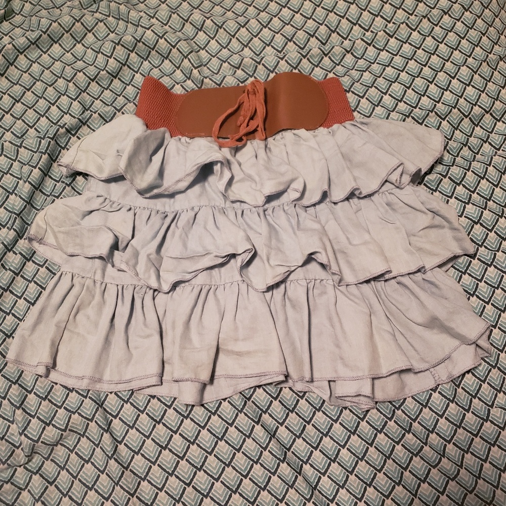 Skirt with ruffles